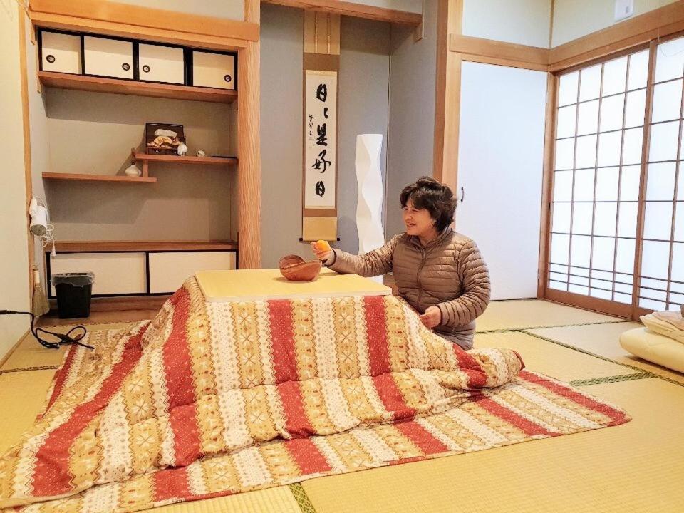 Tsushima White House Bed & Breakfast ภายนอก รูปภาพ