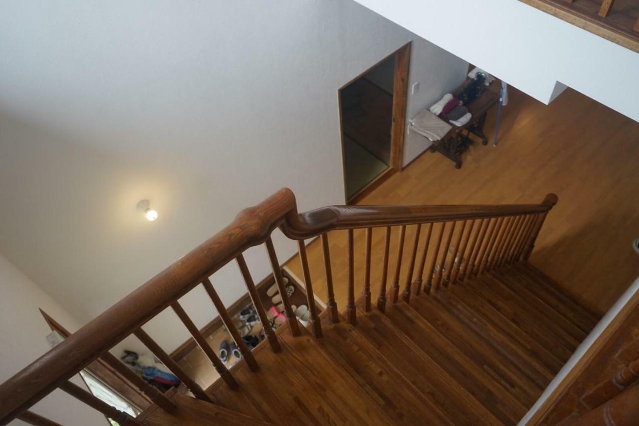 Tsushima White House Bed & Breakfast ภายนอก รูปภาพ